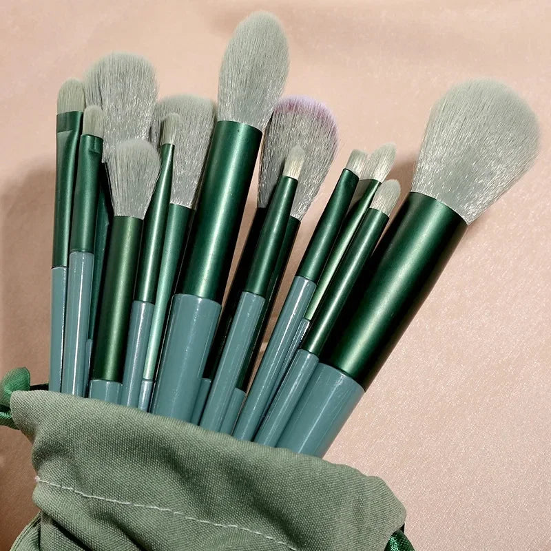 33pcs Professional Makeup & Sponge Kit